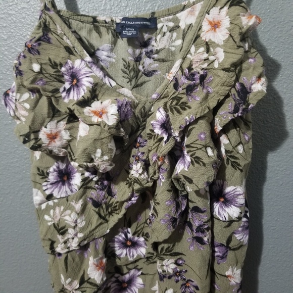 AE Sage Green Floral Print Crop Tank - Picture 3 of 7